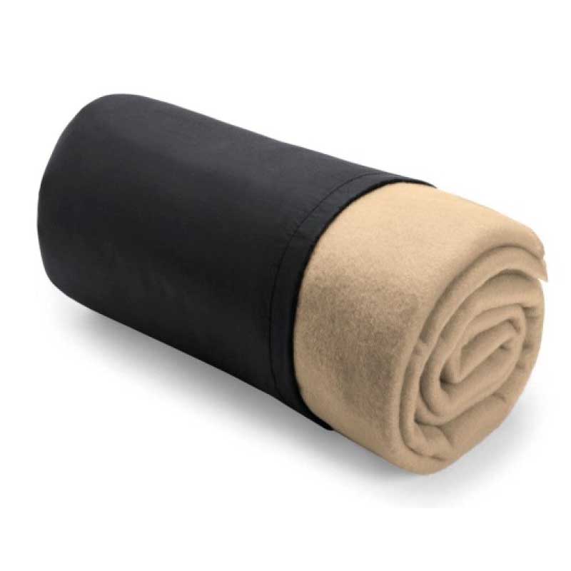 Плед-подушка з флісу з нанесенням бренду. Замовити пледи з логотипом для подорожей та мерчу. Плед-подушка з флісу з нанесенням бренду. Замовити пледи з логотипом для подорожей та мерчу.