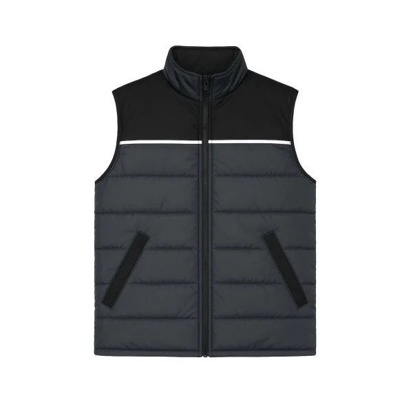 Брендований темний жилет із водовідштовхувальної тканини. Нанесення логотипа на теплий спецодяг під ключ