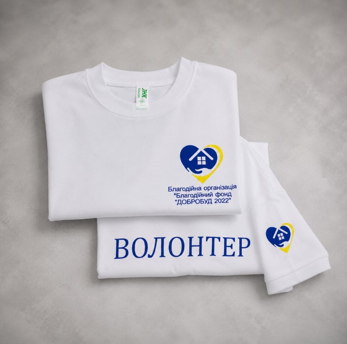Нанесення логотипів на футболки